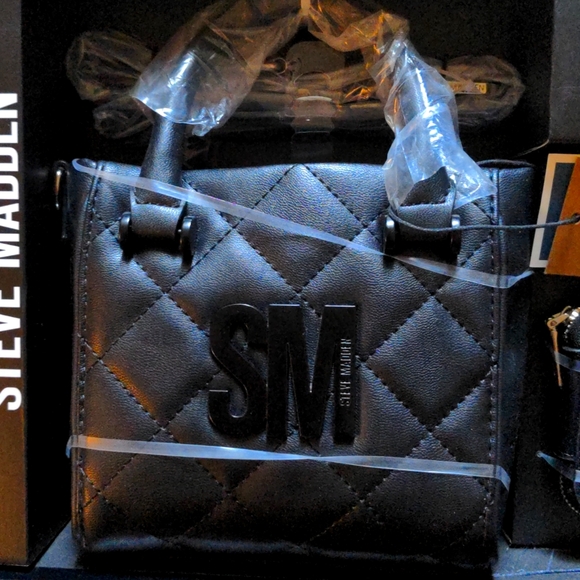 Steve Madden Gift set. - Picture 3 of 7
